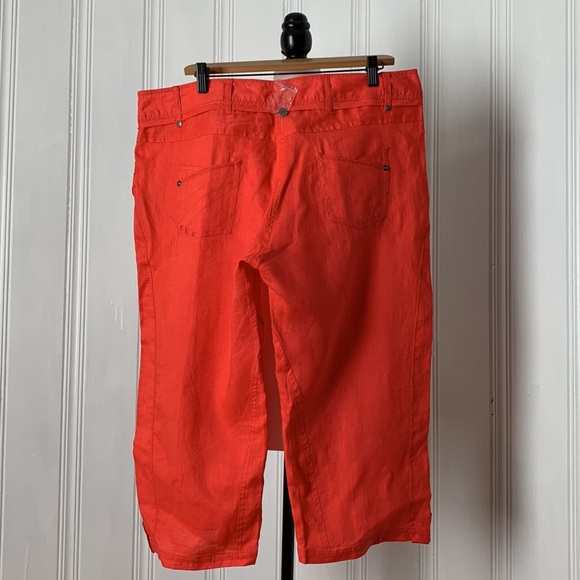 ☀️ New with tags ECRU salmon coloured linen capri - Picture 2 of 8
